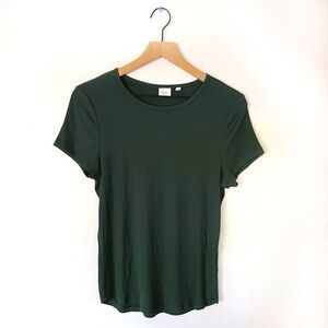 Aritzia Sunday Best Tee